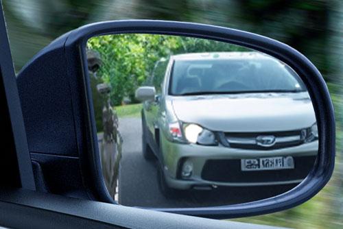 Conventional rearview mirror